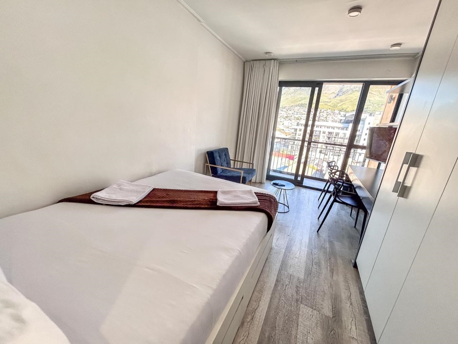 1 Bedroom Property for Sale in Woodstock Western Cape